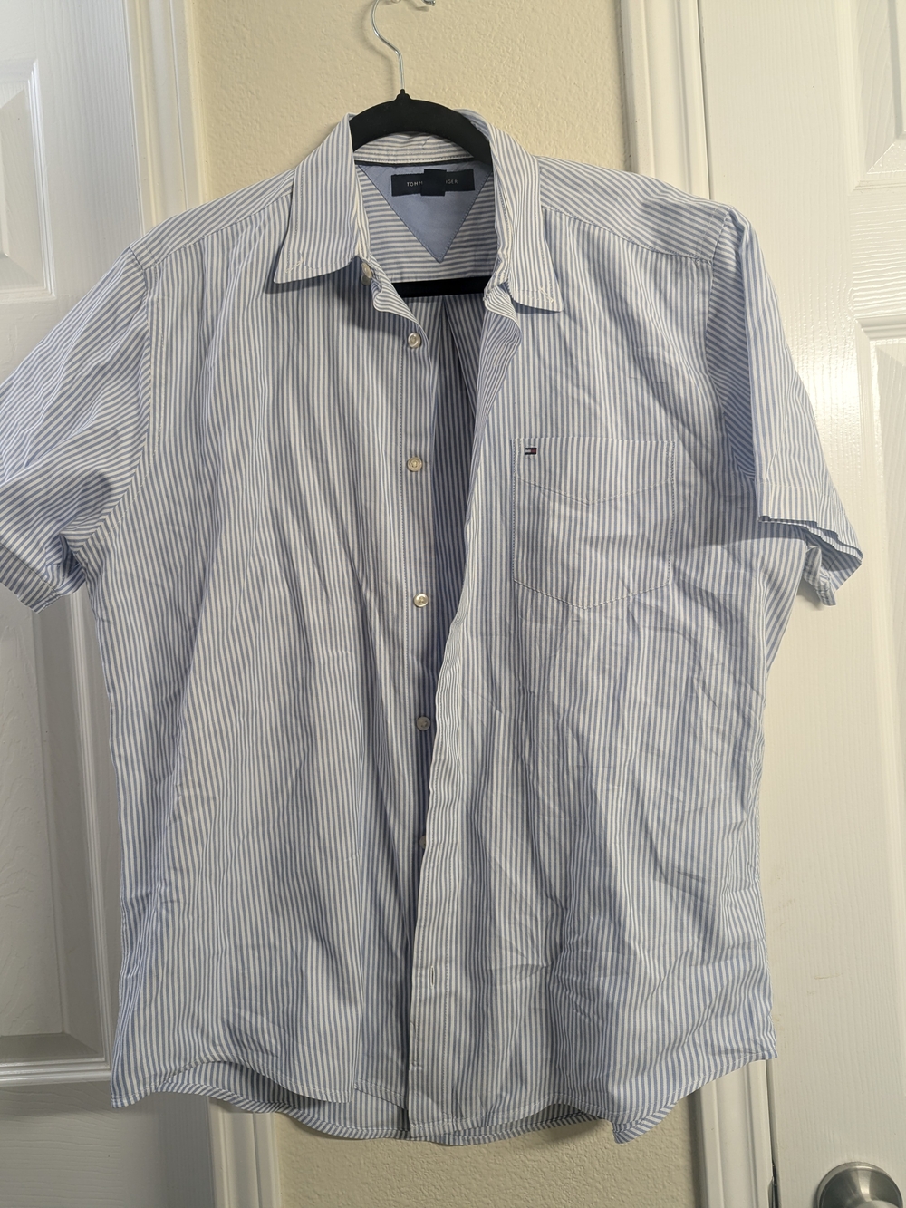 Tommy Hilfiger Light Blue & White Pinstripe Short-Sleeve Button-Down Shirt